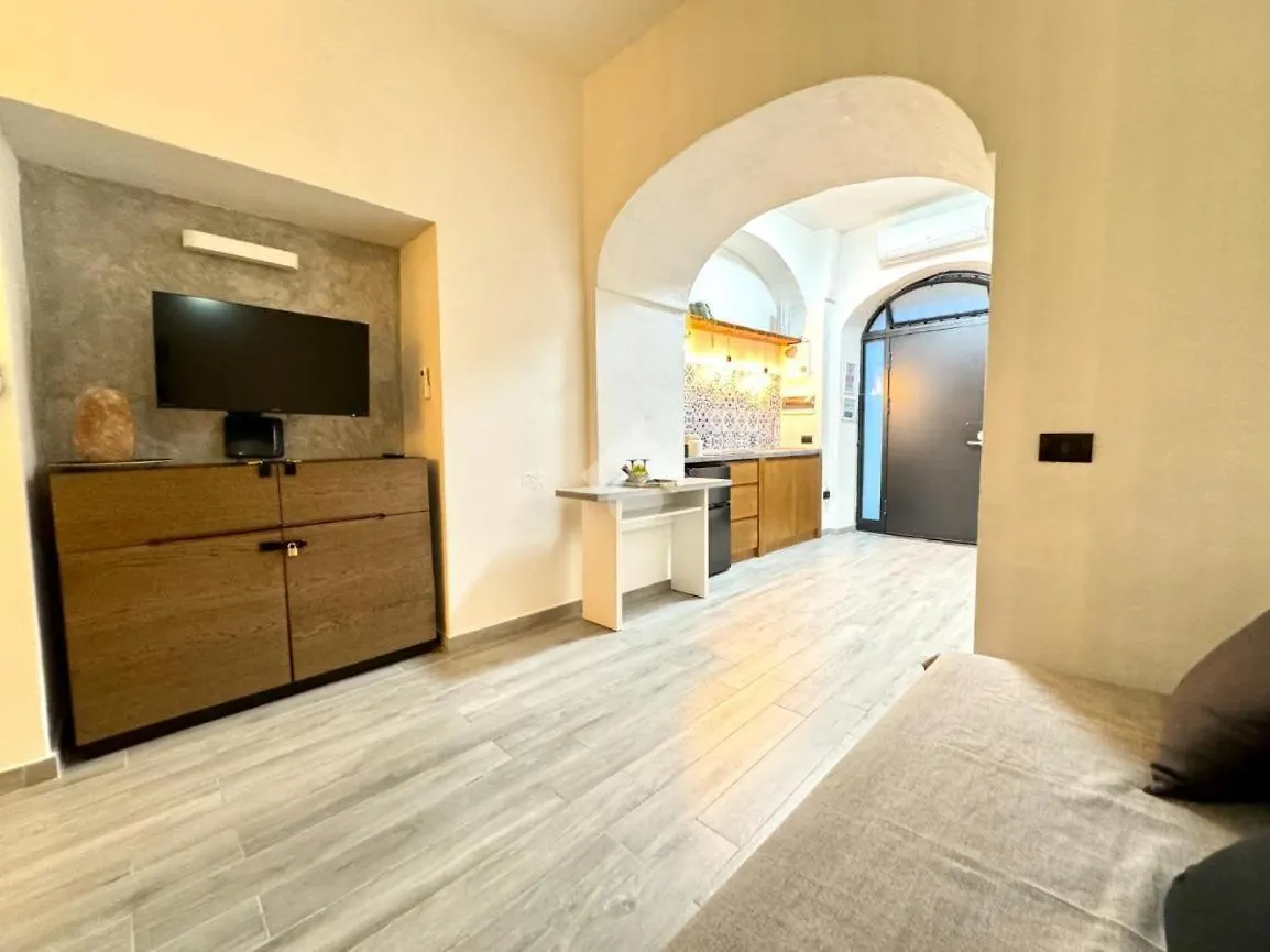 Casa Irene Daire Napoli 0*,