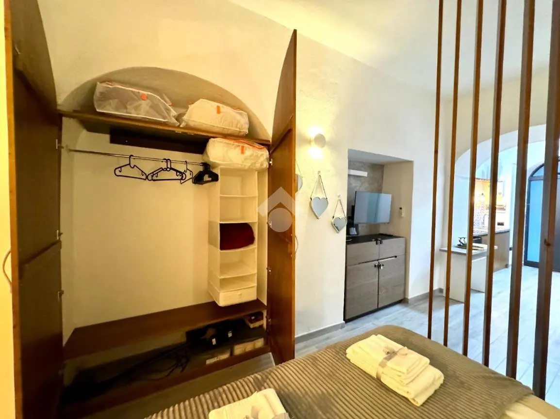 Casa Irene Daire Napoli 0*,  İtalya